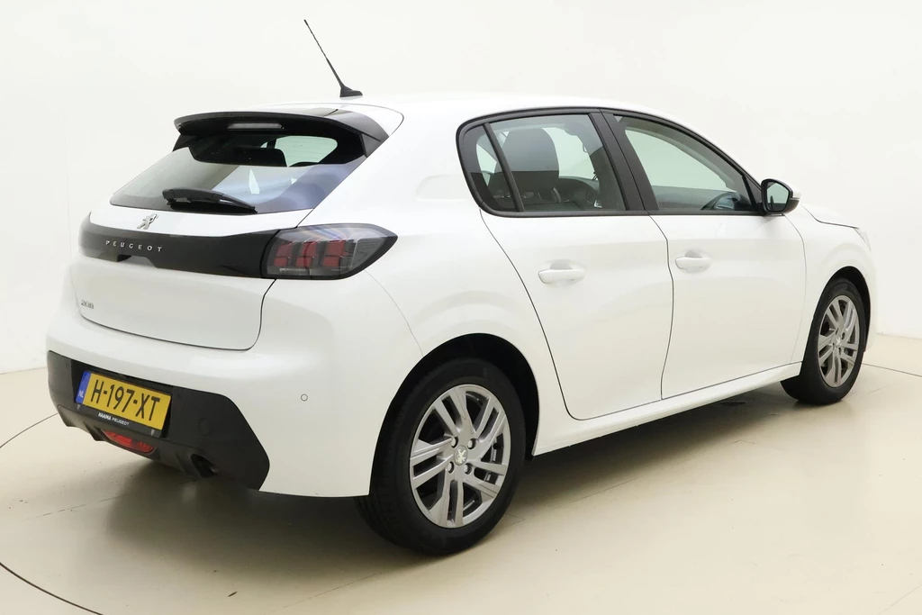 Peugeot 208 – foto 6
