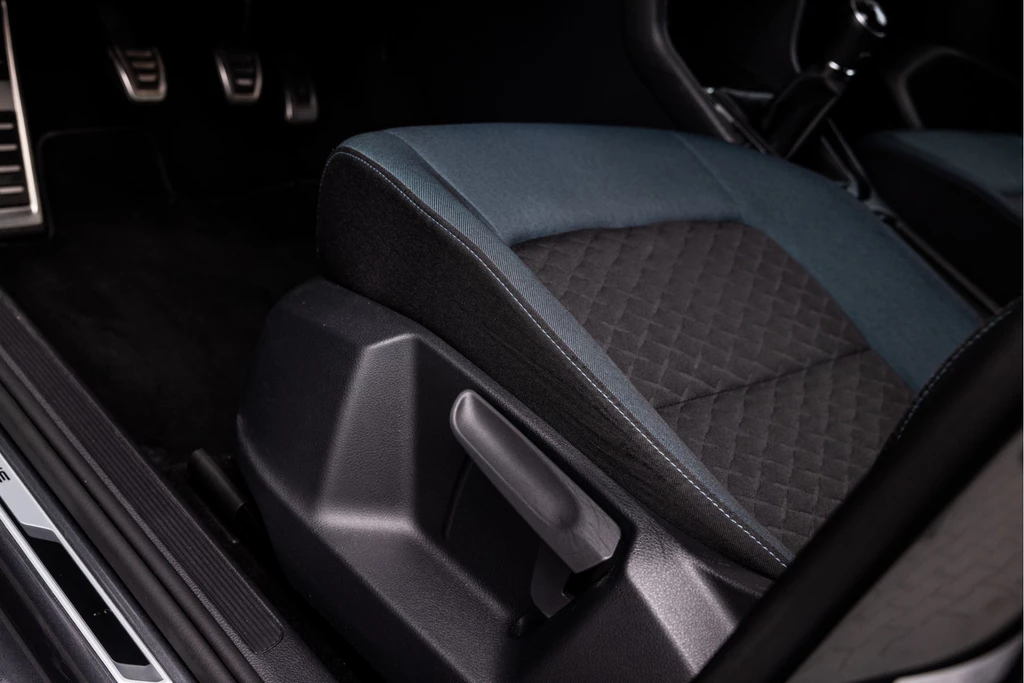 Volkswagen Golf Sportsvan – foto 30