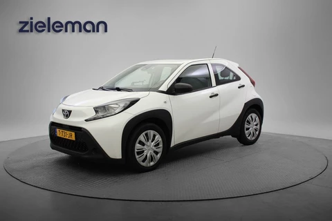 Toyota Aygo X 1.0 VVT-i MT - Carplay, adaptive Cruise, Airco