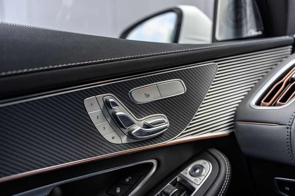 Mercedes-Benz EQC – foto 32