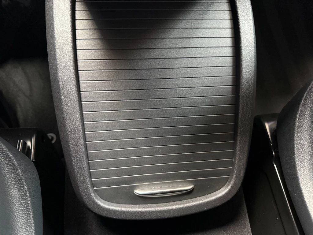 Mercedes-Benz EQV – foto 15