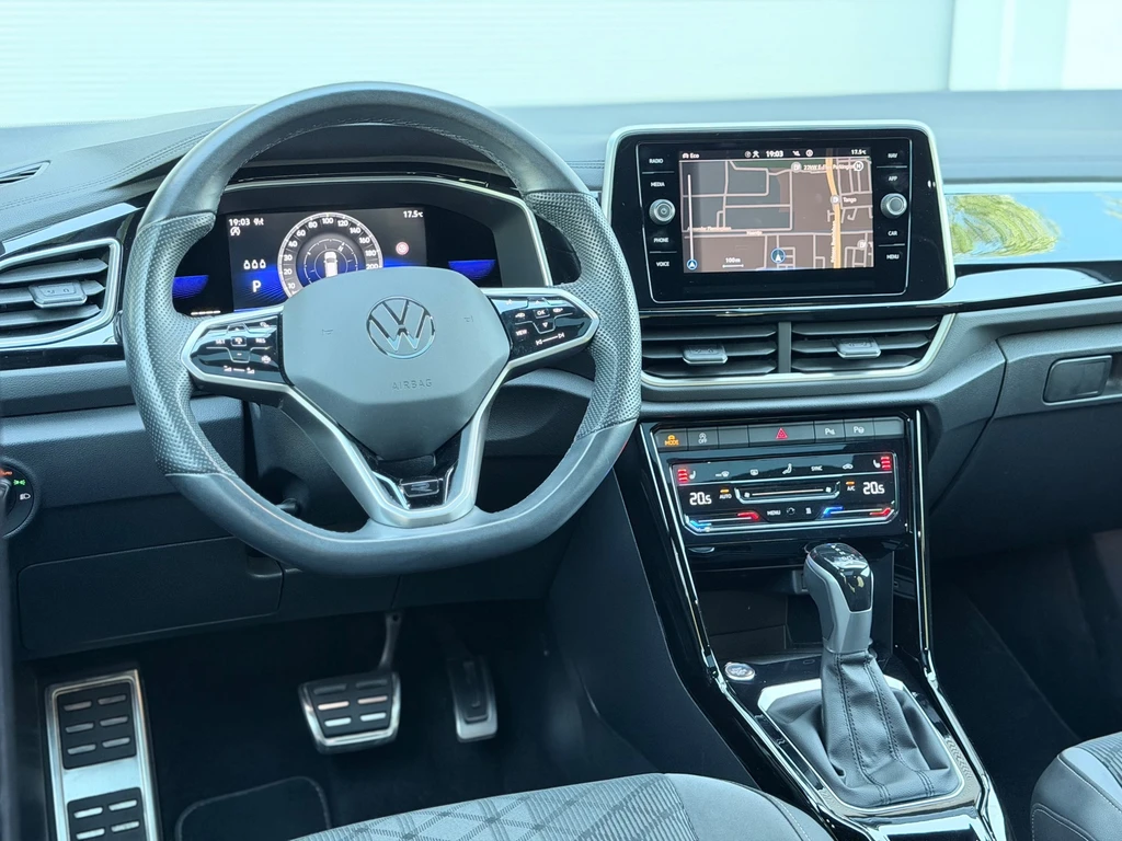 Volkswagen T-Roc – foto 12