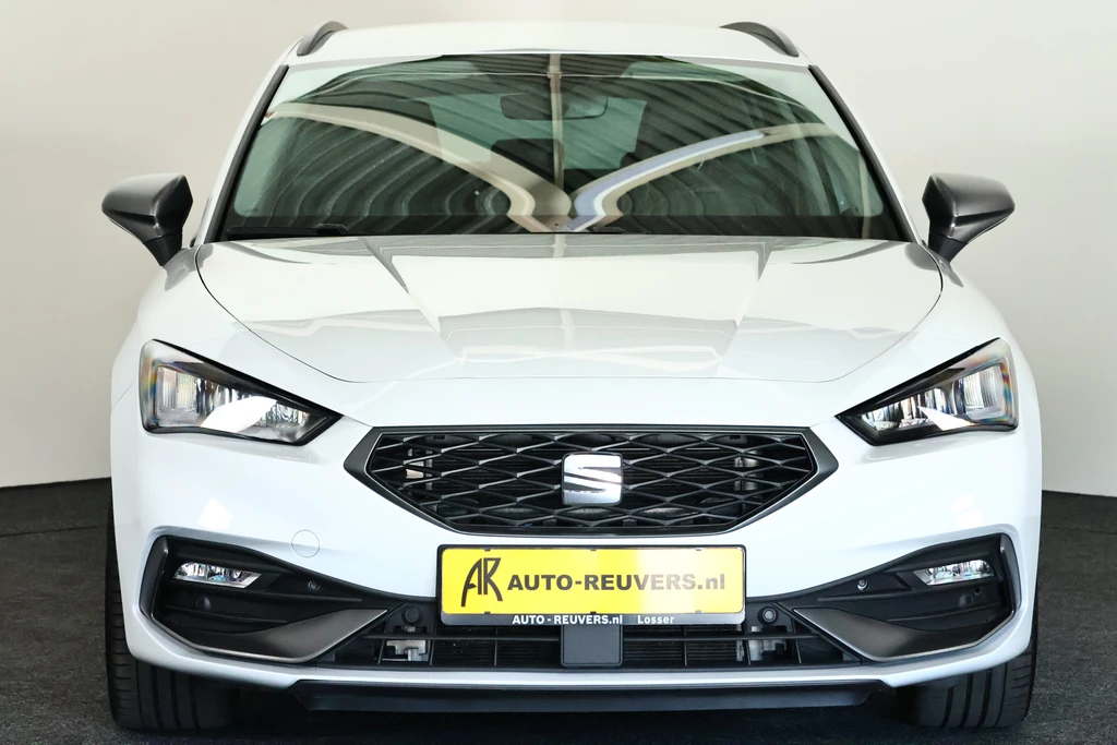 SEAT Leon – foto 8