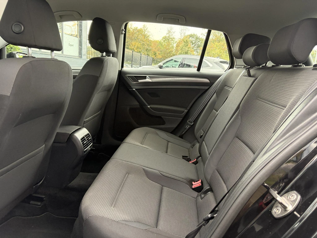 Volkswagen e-Golf – foto 12