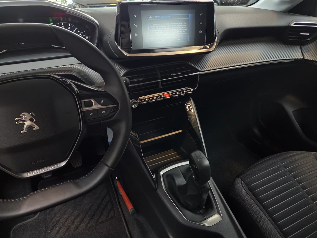Peugeot 208 – foto 31