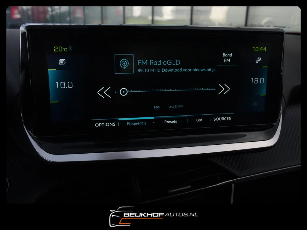 Peugeot e-2008 – foto 33