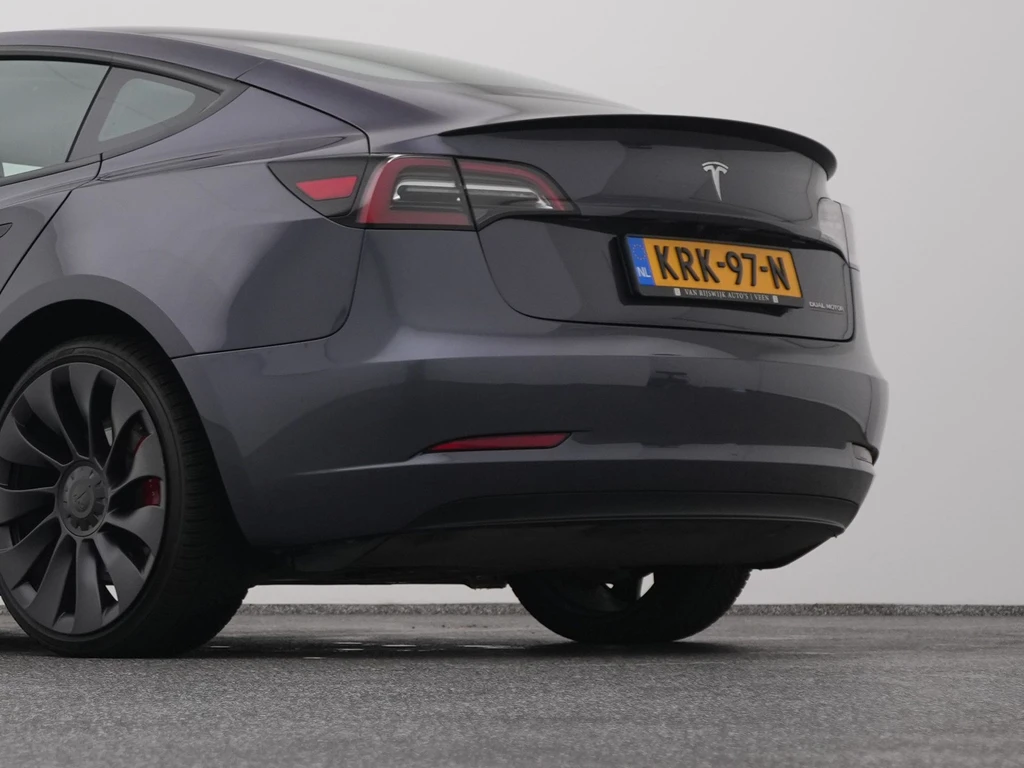 Tesla Model 3 – foto 5
