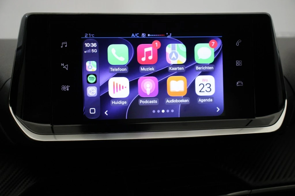 Peugeot 208 – foto 13