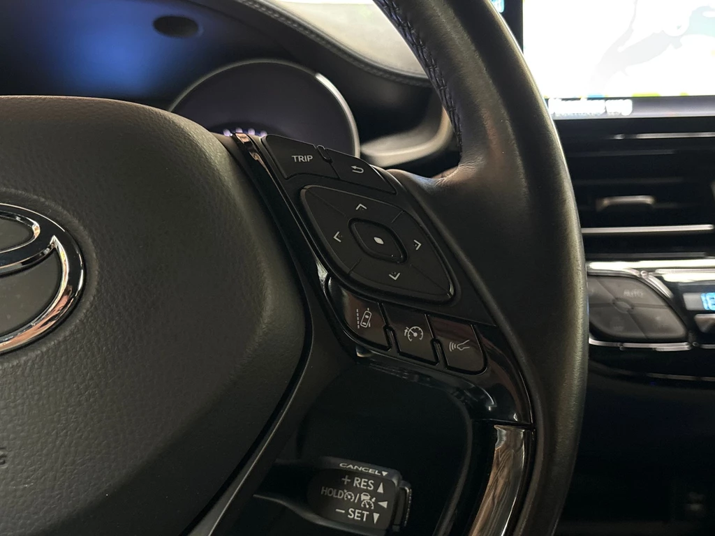 Toyota C-HR – foto 16