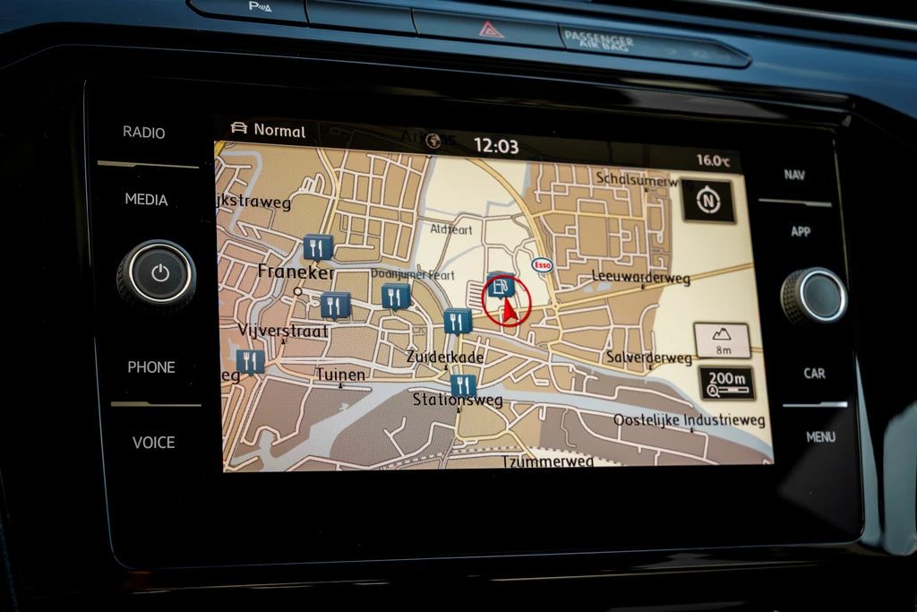 Volkswagen Passat – foto 13