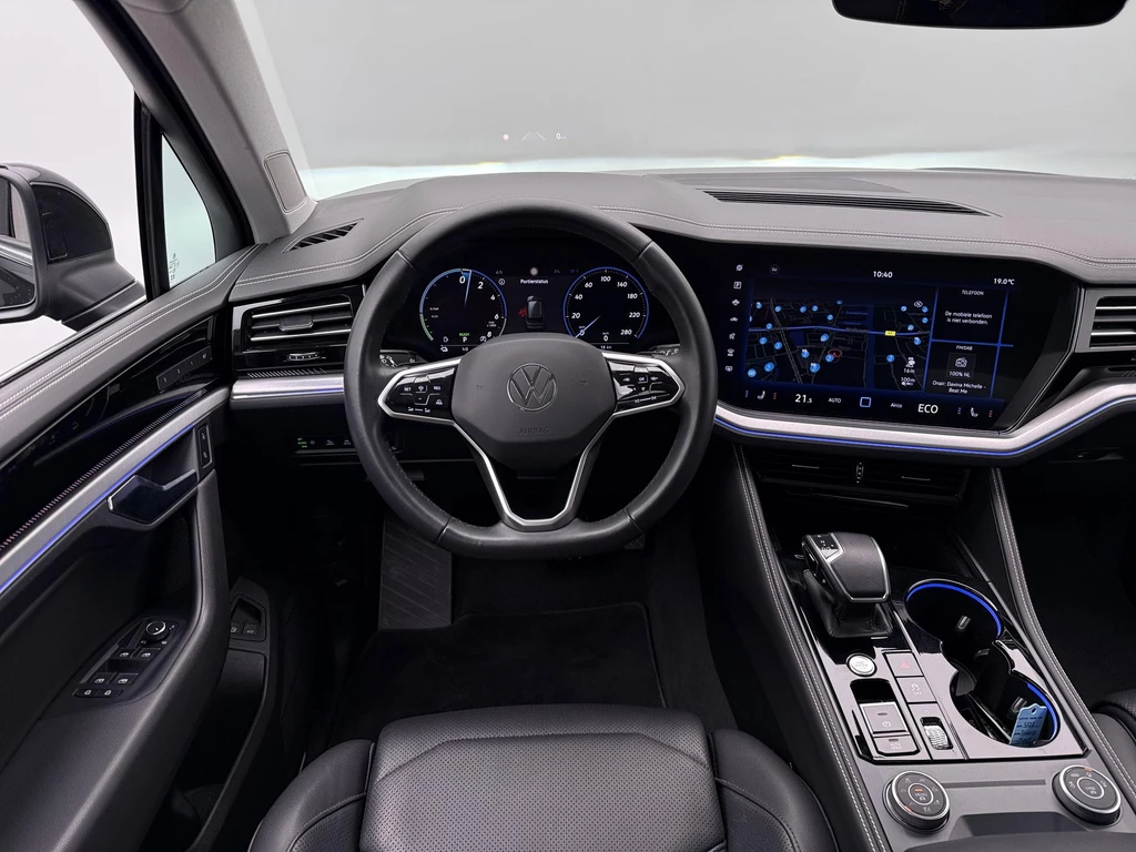 Volkswagen Touareg – foto 14