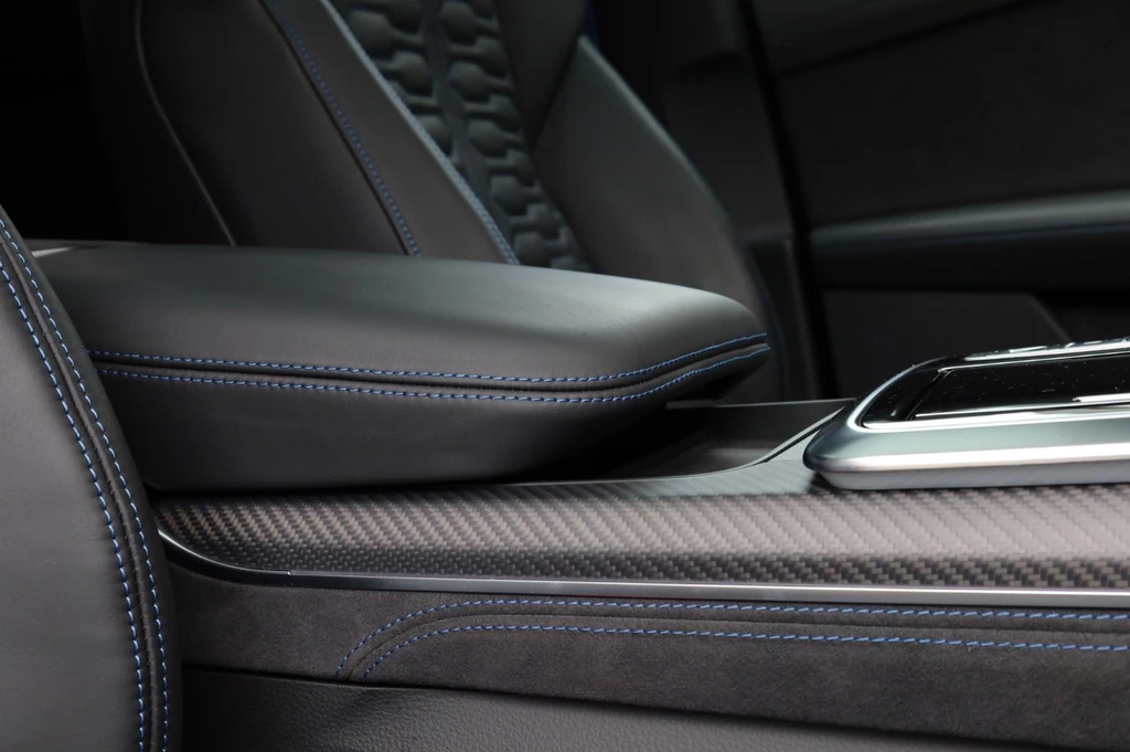 Audi RSQ8 – foto 37