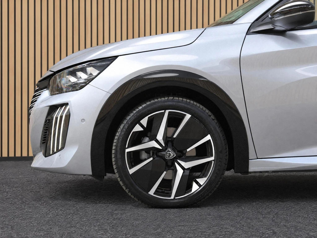 Peugeot 208 – foto 10