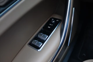 Jaguar F-PACE – thumbnail 50