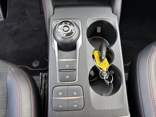 Ford Kuga – thumbnail 16