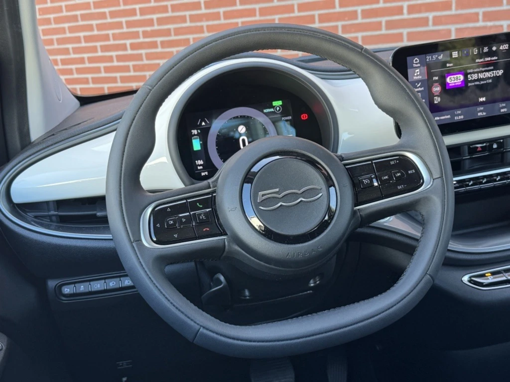 Fiat 500e – foto 15