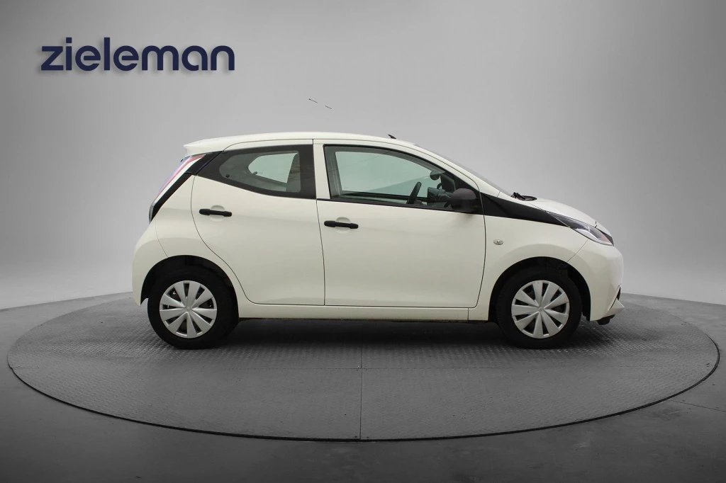 Toyota Aygo – foto 6
