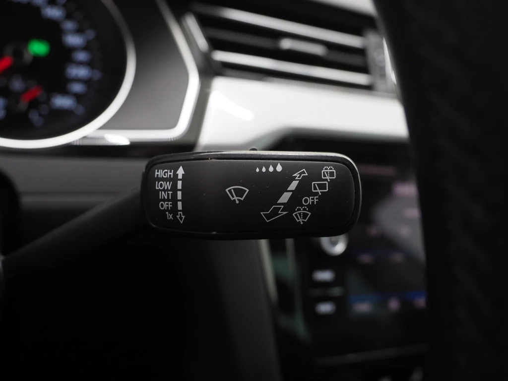 Volkswagen Passat – foto 23