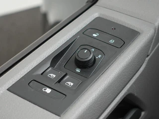 Volkswagen Transporter – thumbnail 18