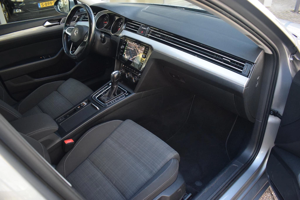 Volkswagen Passat – foto 14