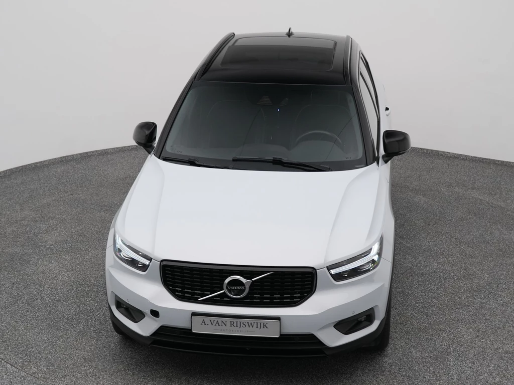Volvo XC40 – foto 17