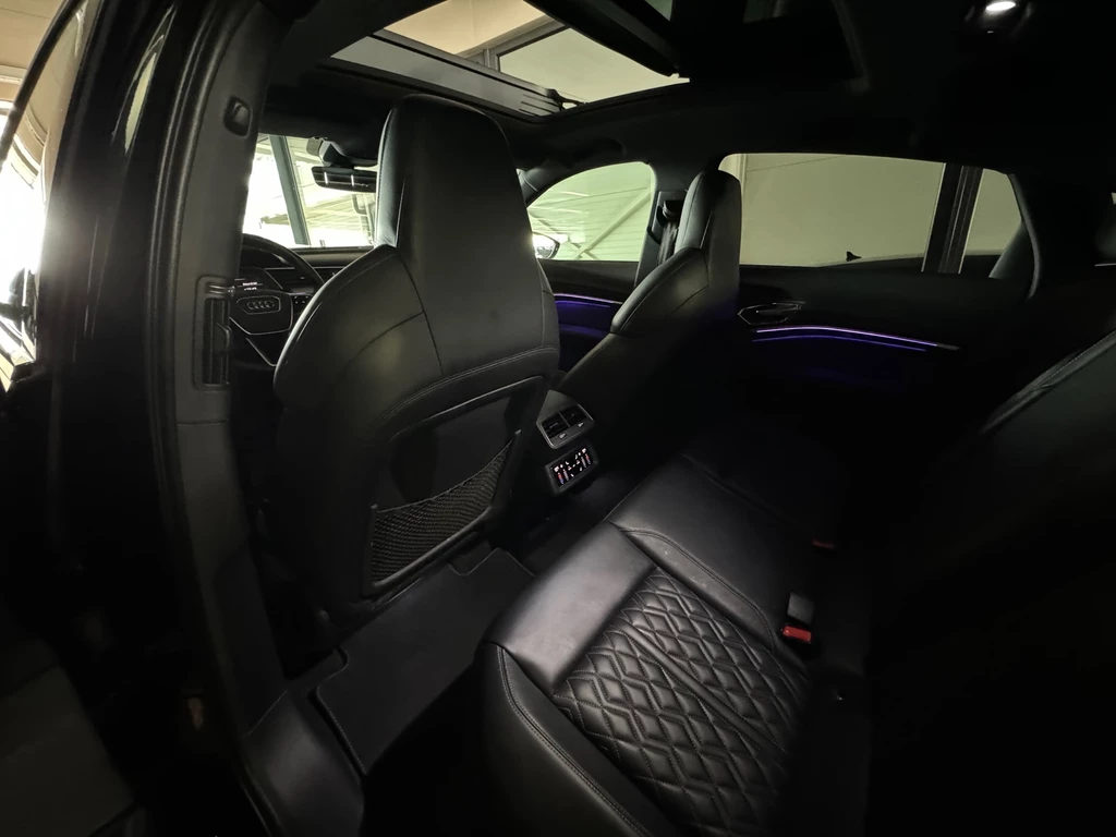 Audi e-tron – foto 15