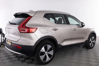 Volvo XC40 – thumbnail 2