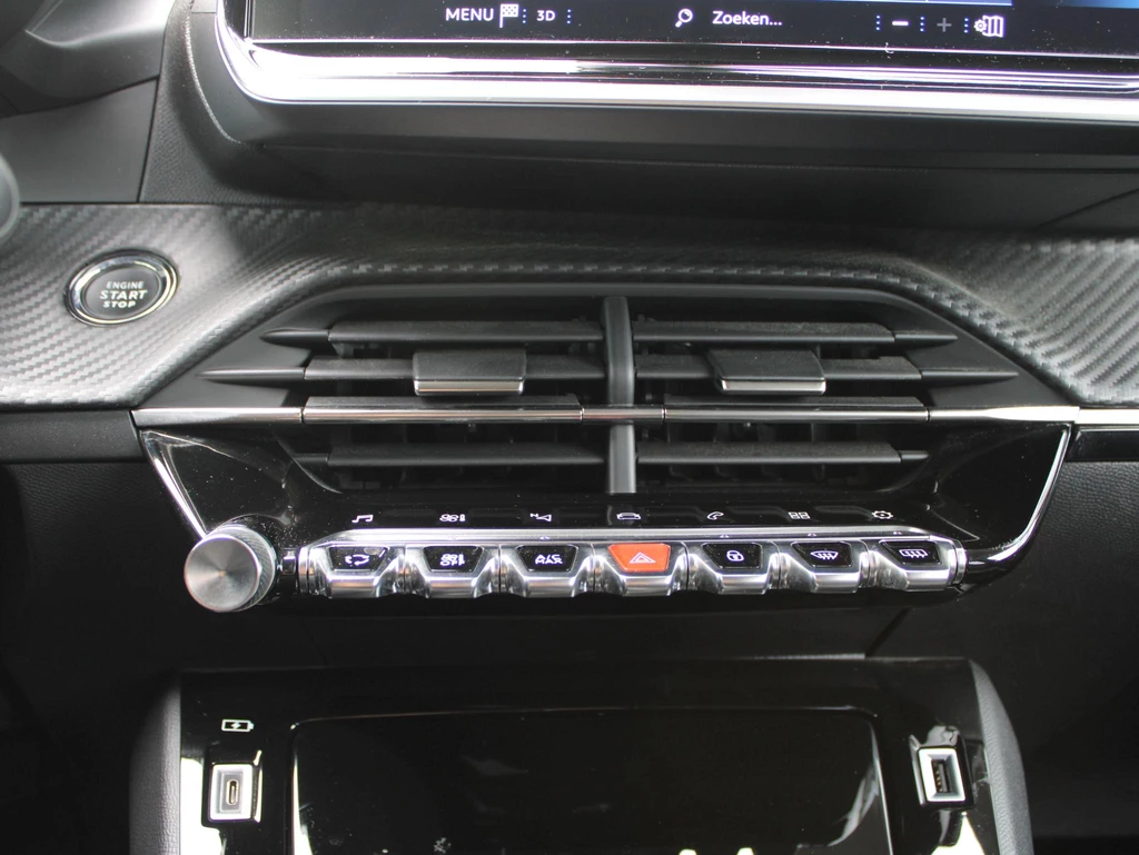 Peugeot 208 – foto 17