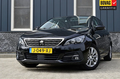 Peugeot 308 1.2 PureTech Allure Rijklaarprijs-Garantie Panoramadak Navigatie Airco Trekhaak