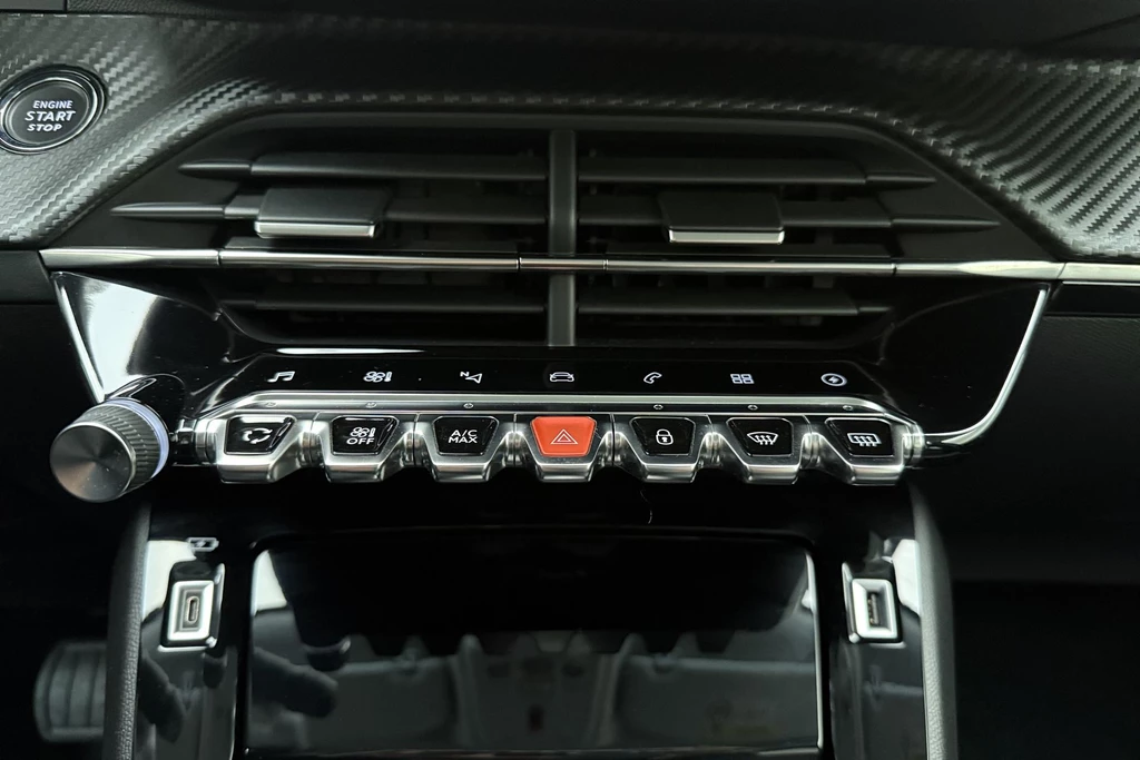 Peugeot e-2008 – foto 27