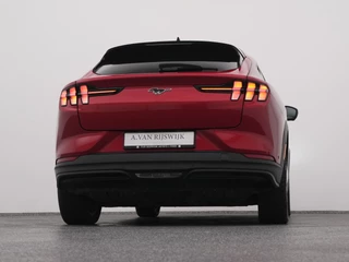 Ford Mustang Mach-E – thumbnail 9