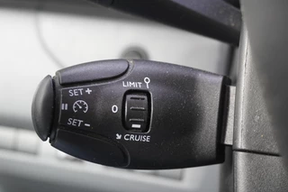 Opel Vivaro – thumbnail 14