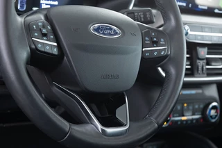Ford Kuga – thumbnail 22