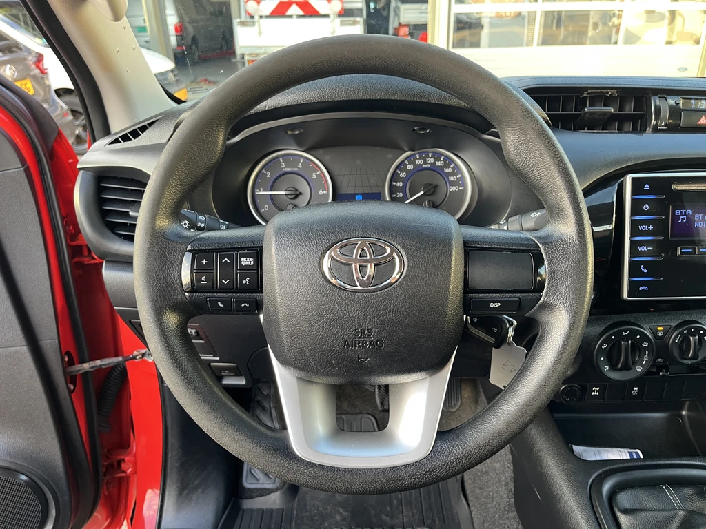 Toyota Hilux – foto 17