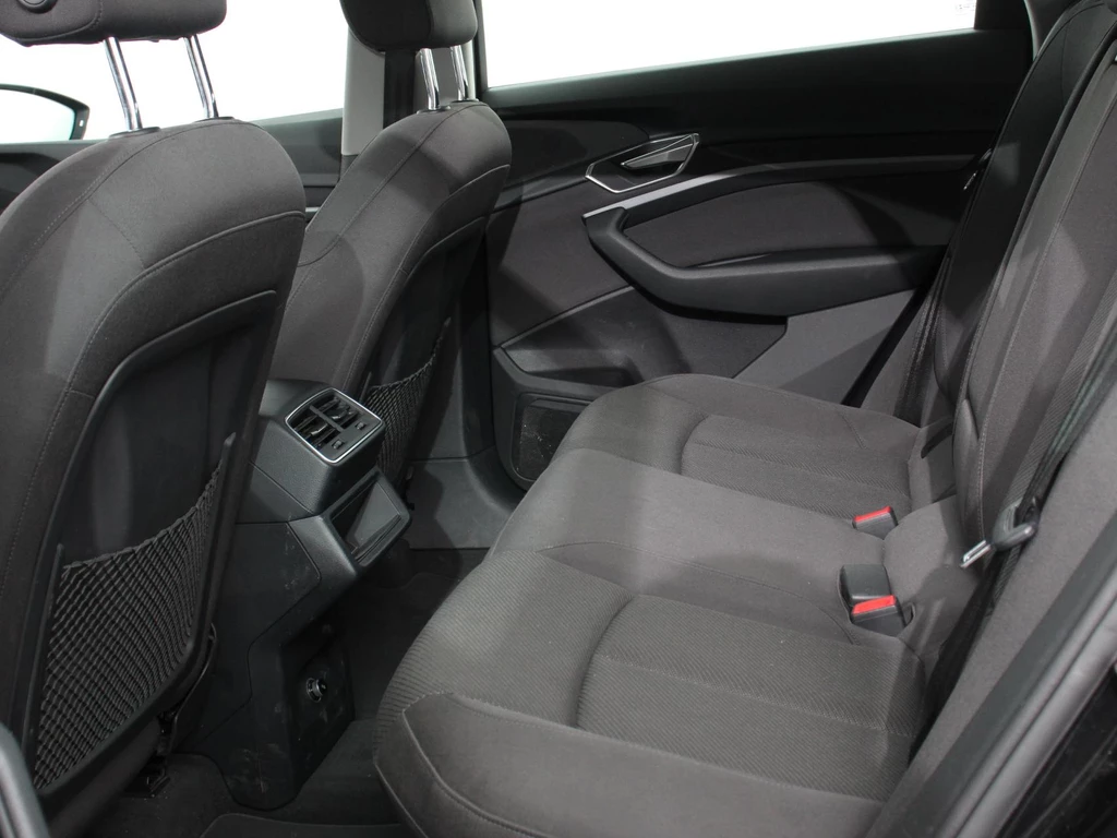 Audi e-tron – foto 16