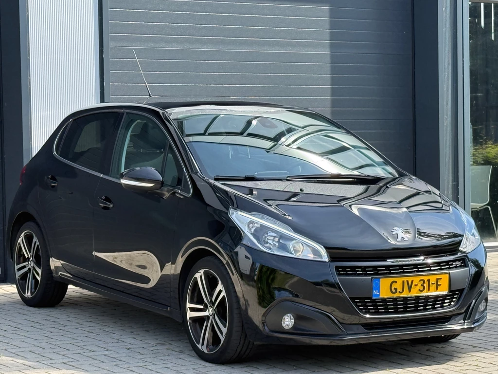 Peugeot 208 – foto 6