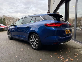 Renault Megane E-Tech – thumbnail 4