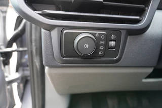 Ford Transit Custom – thumbnail 21
