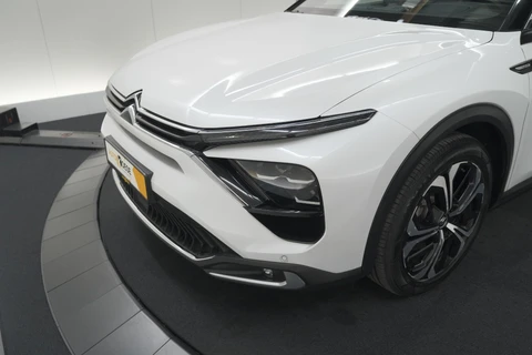 Citroen C5 X 1.6 Plug-in Hybrid 225 Shine | Adaptieve Cruise Control | Head-Up Display | Camera | Navigatie