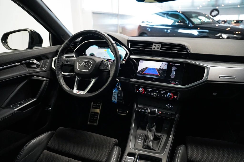 Audi Q3 – foto 12