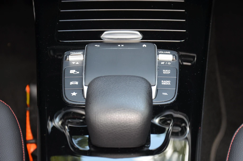 Mercedes-Benz CLA – foto 48