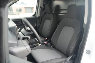 Ford E-Transit Courier – thumbnail 17