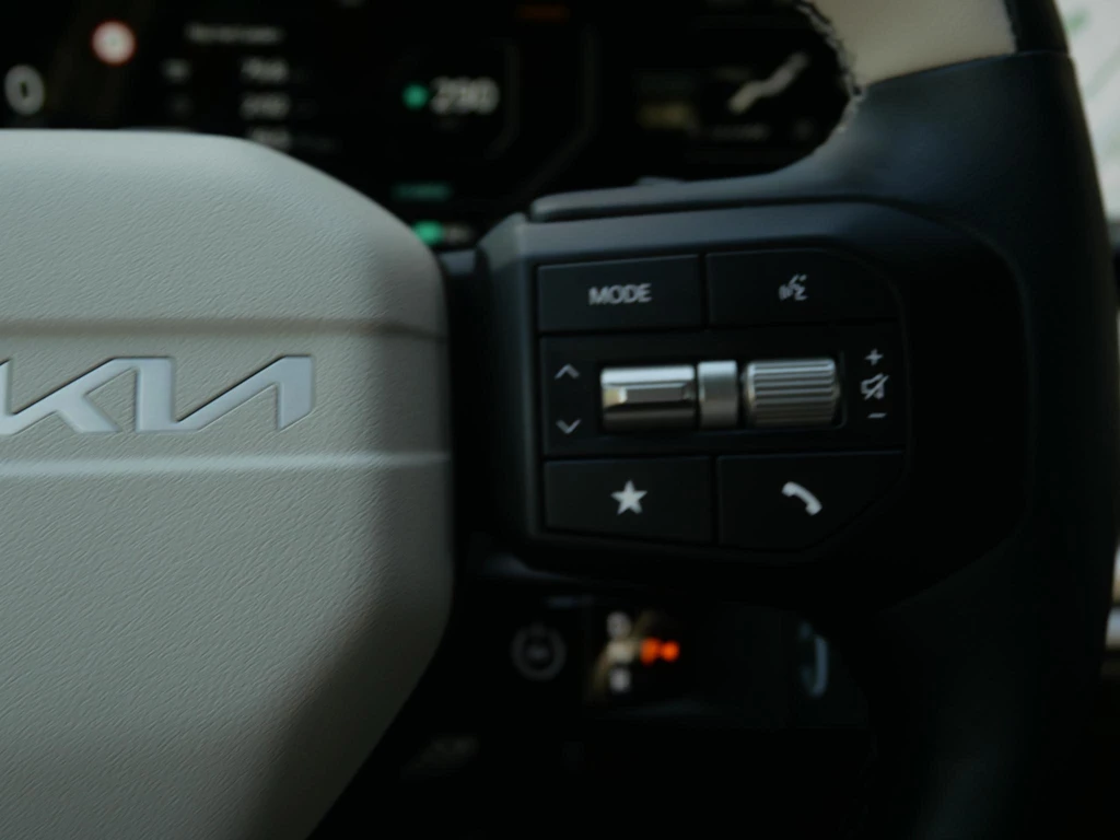 Kia EV4 – foto 12
