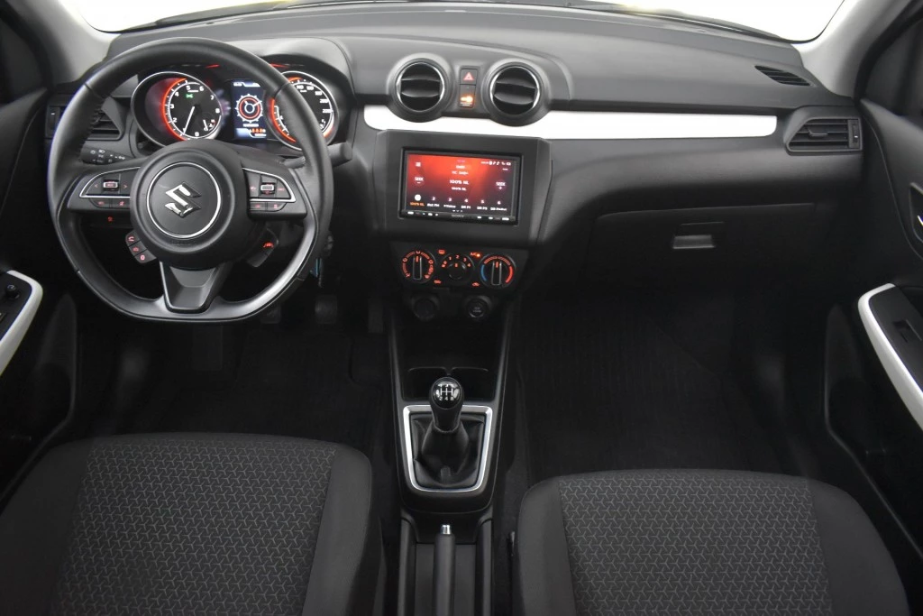 Suzuki Swift – foto 11
