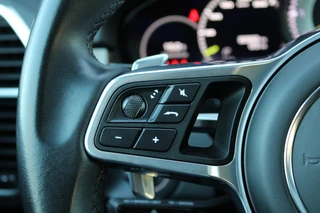 Porsche Cayenne – thumbnail 33