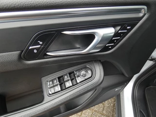 Porsche Macan – thumbnail 17