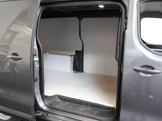 Opel Vivaro – thumbnail 39