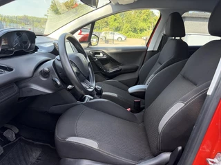 Peugeot 208 – thumbnail 8