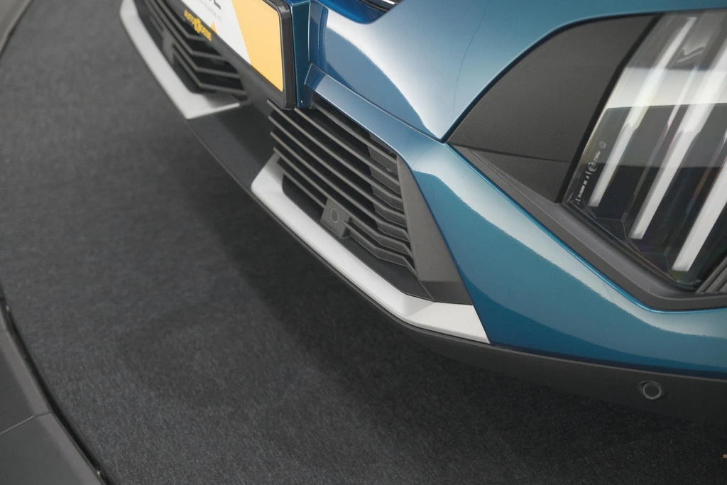 Peugeot e-2008 – foto 18
