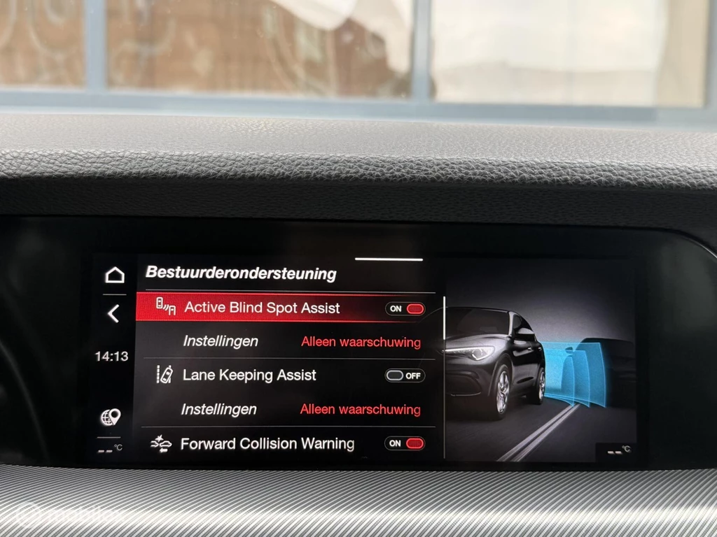 Alfa Romeo Stelvio – foto 23